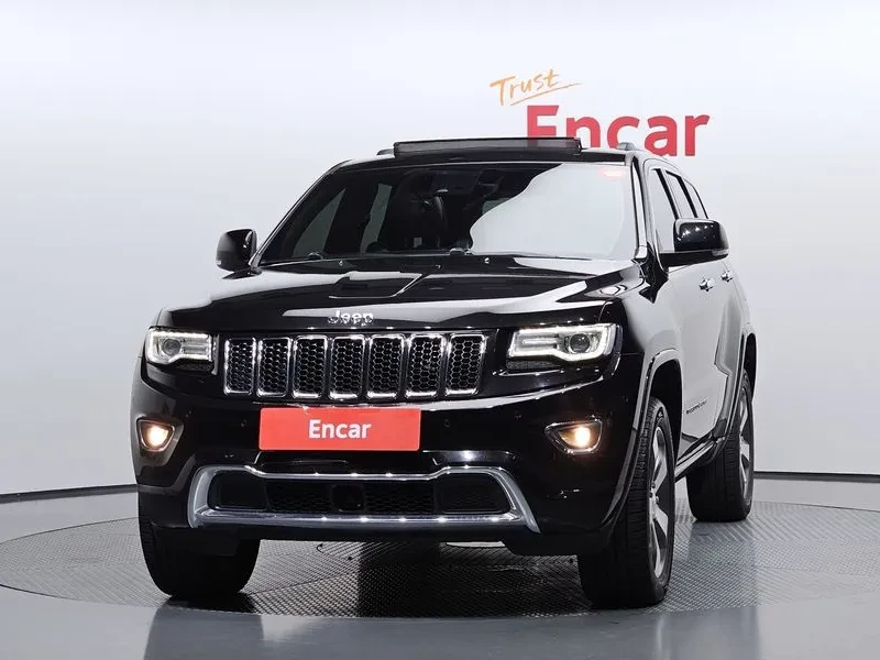 Jeep Cherokee 3.0D AWD Overland - САМО 30% АВАНС, снимка 3 - Автомобили и джипове - 55662012
