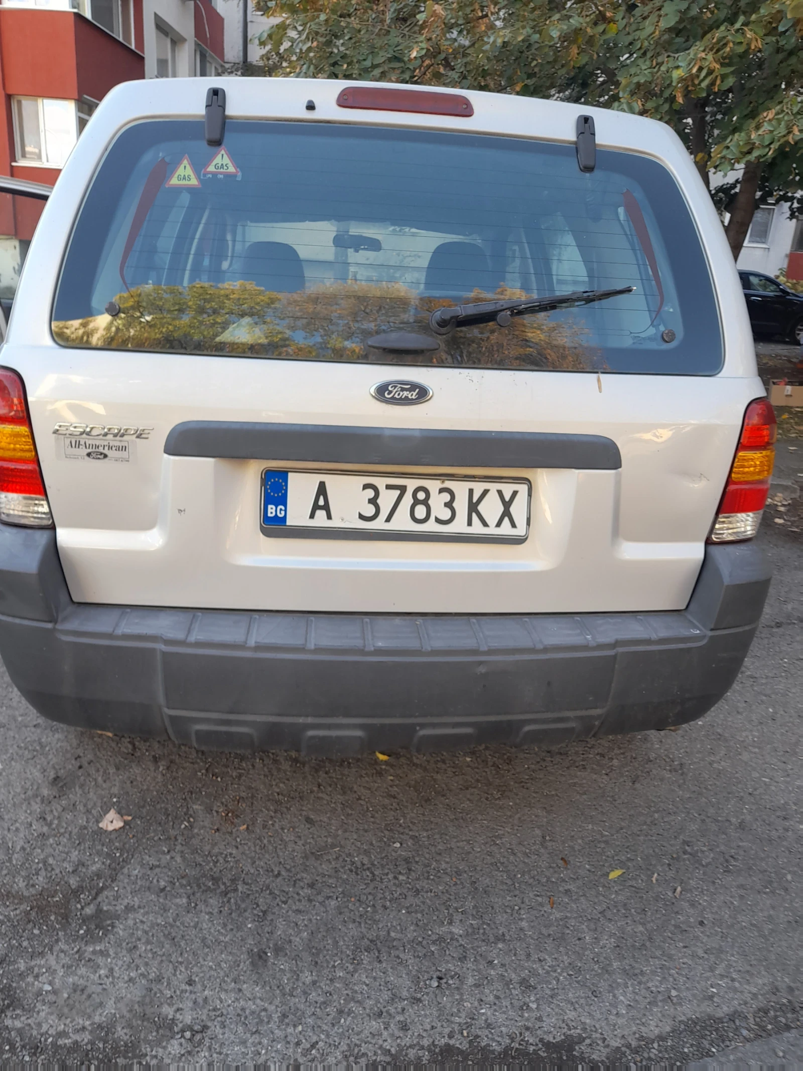 Ford Escape 2.3i 16v - изображение 2