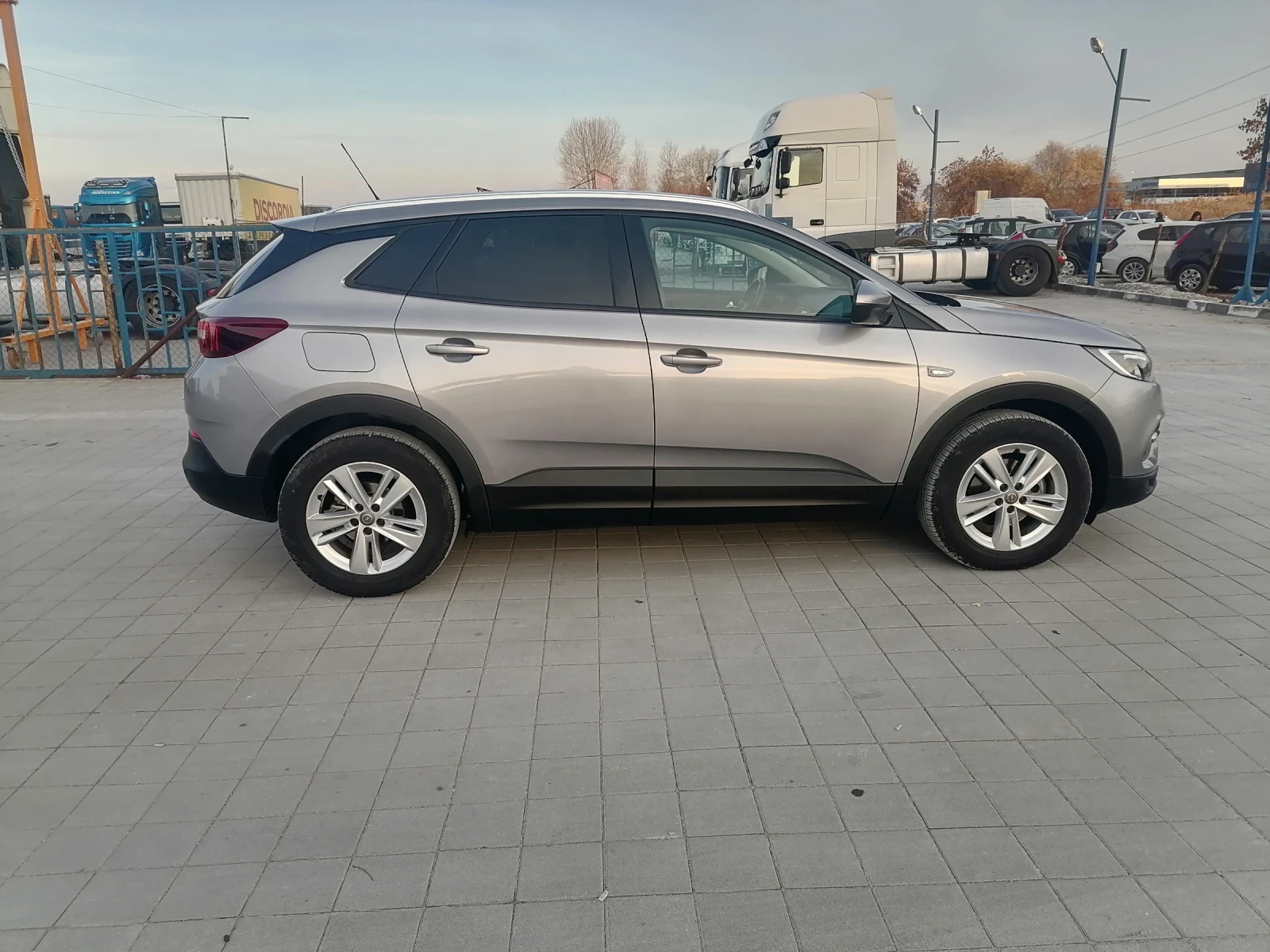 Opel Crossland X  - изображение 7