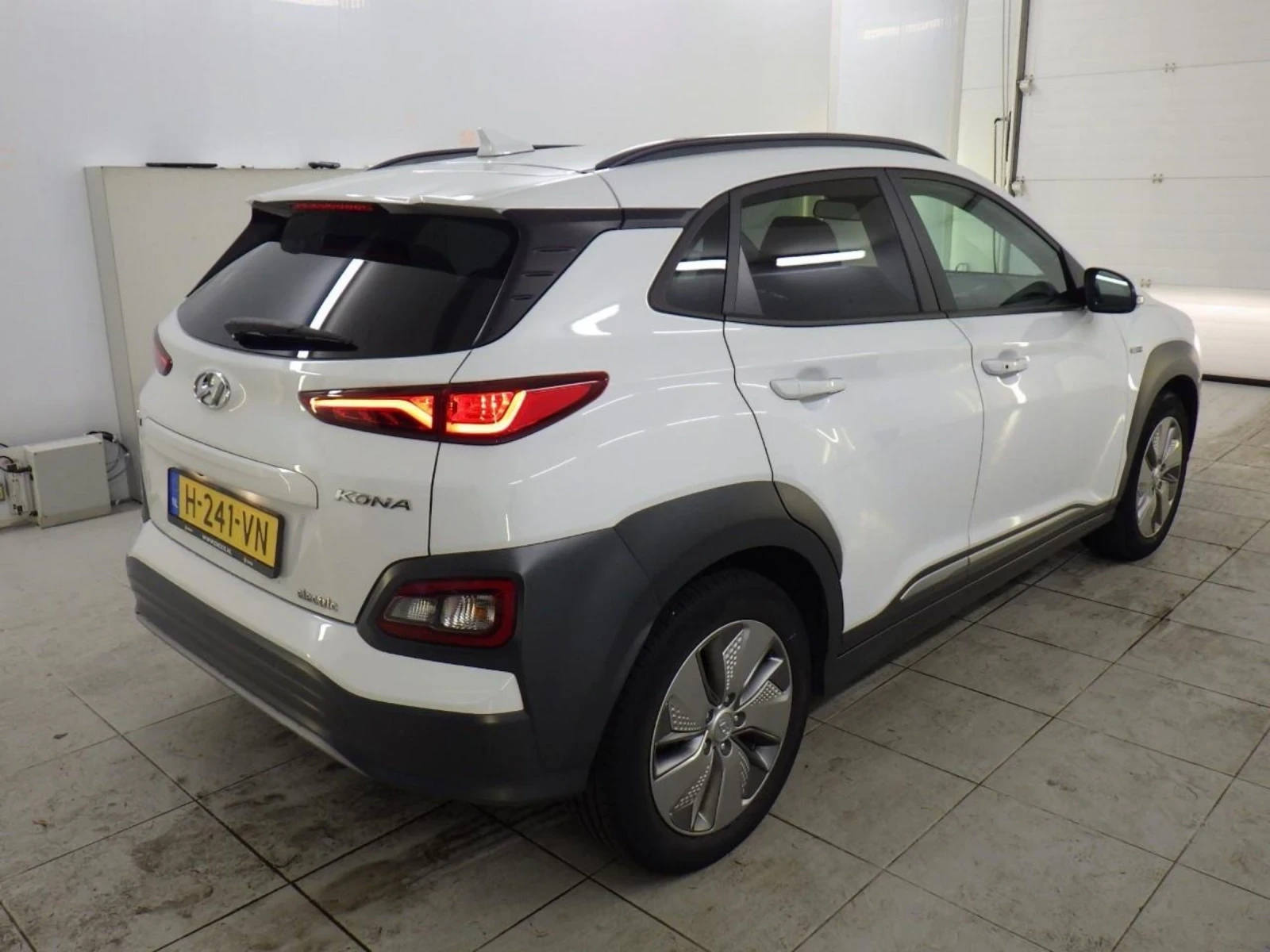Hyundai Kona 204hp - изображение 2