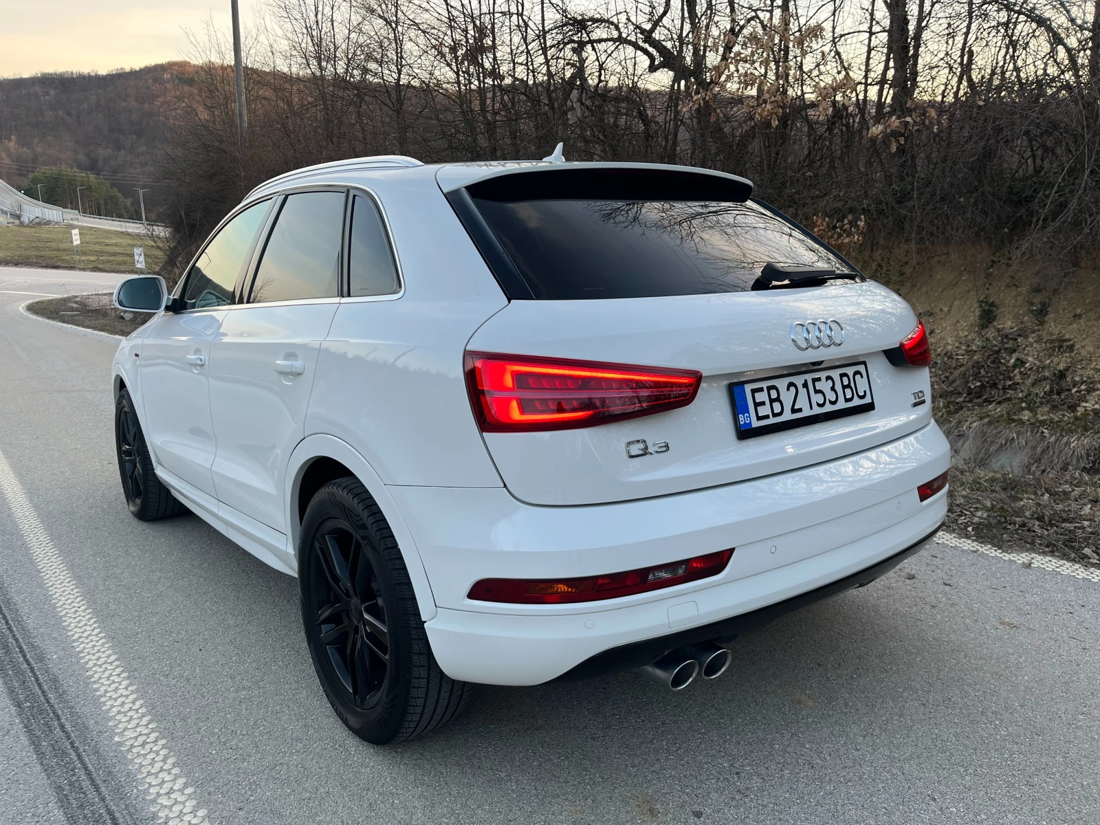 Audi Q3 Facelift* Quattro* S-Line* Панорама* , снимка 4 - Автомобили и джипове - 53975099