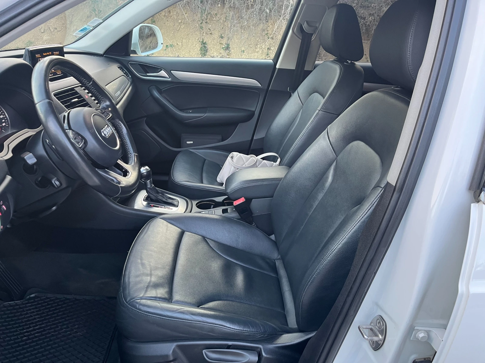 Audi Q3 Facelift* Quattro* S-Line* Панорама* , снимка 7 - Автомобили и джипове - 53975099