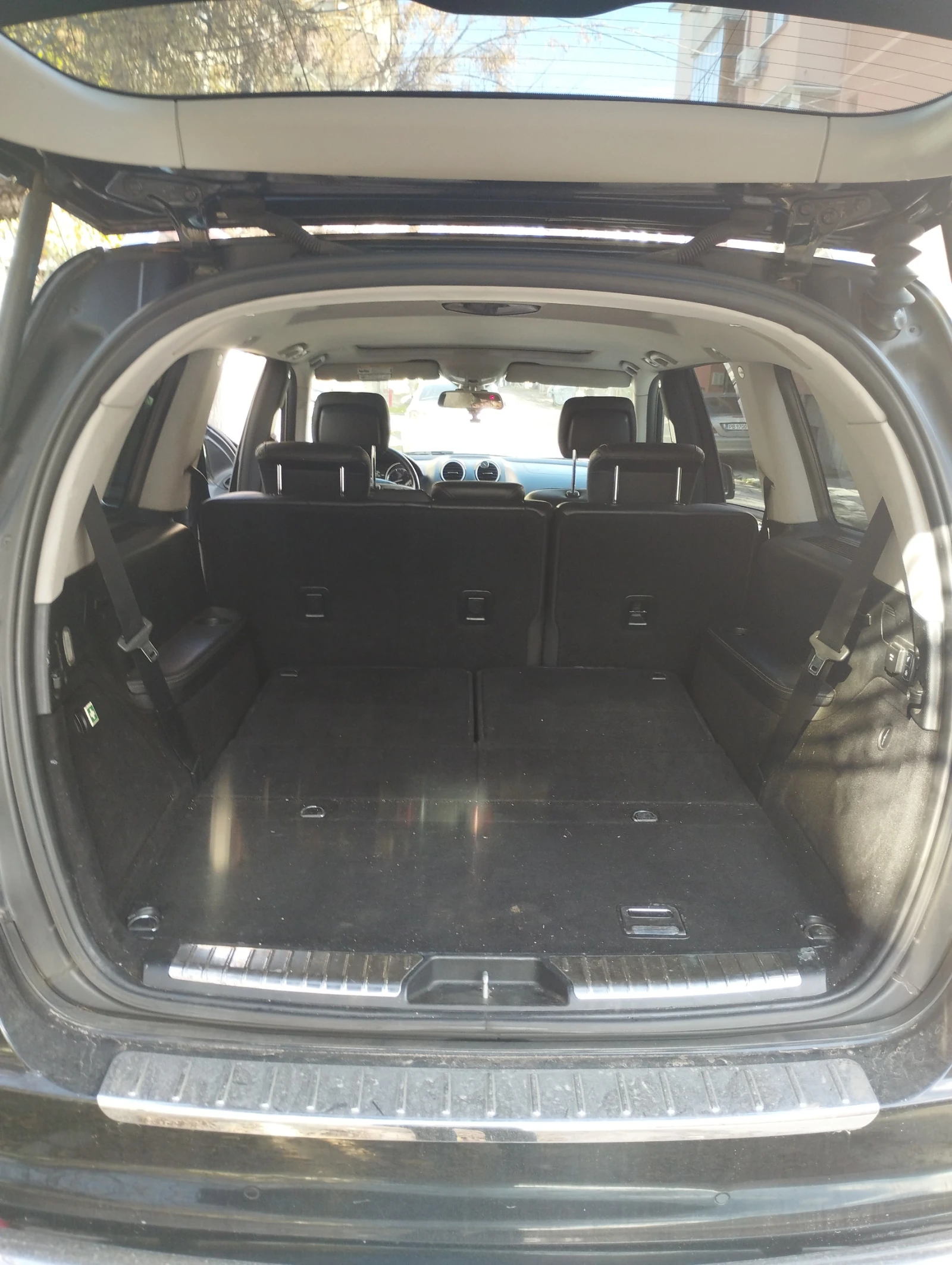 Mercedes-Benz GL 450, снимка 6 - Автомобили и джипове - 54427814