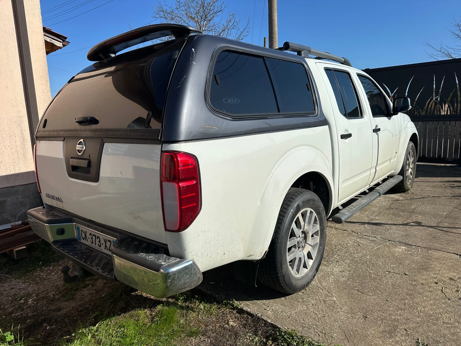 Nissan Navara V6, снимка 3 - Автомобили и джипове - 54654353