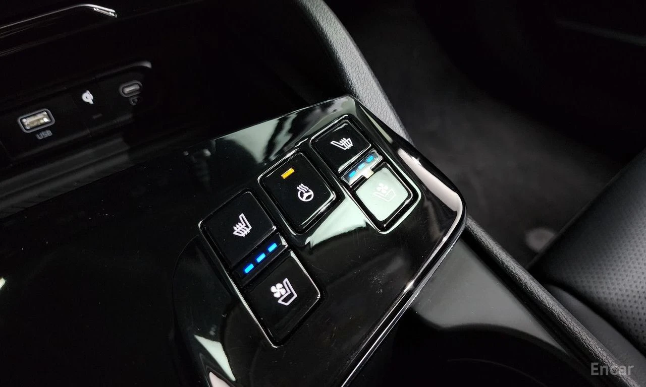 Kia Sportage 2.0* LPG* ОБДУХВАНЕ* LANE* ASSIST* КАМЕРА* КЕЙЛЕС*, снимка 13 - Автомобили и джипове - 54823222