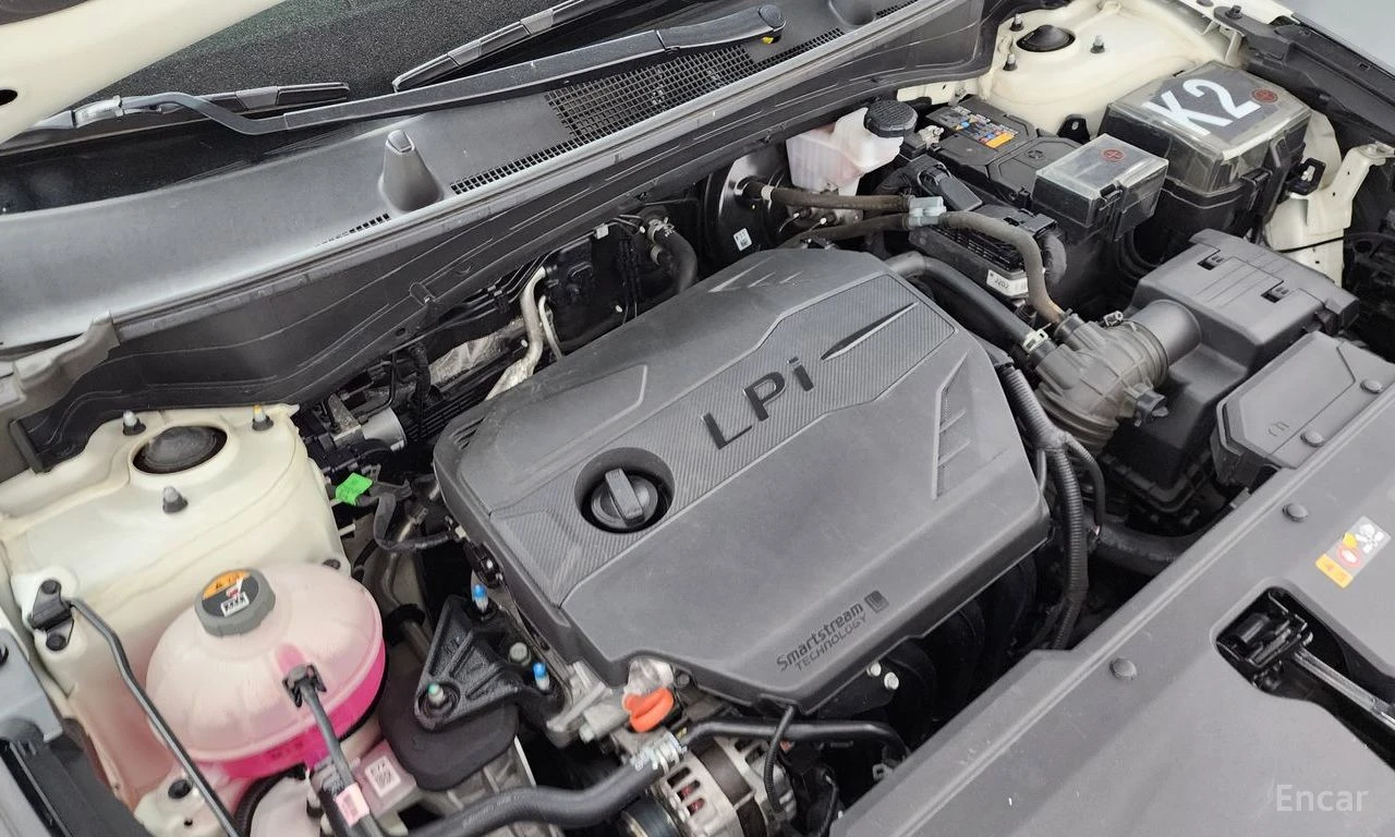 Kia Sportage 2.0* LPG* ОБДУХВАНЕ* LANE* ASSIST* КАМЕРА* КЕЙЛЕС*, снимка 17 - Автомобили и джипове - 54823222