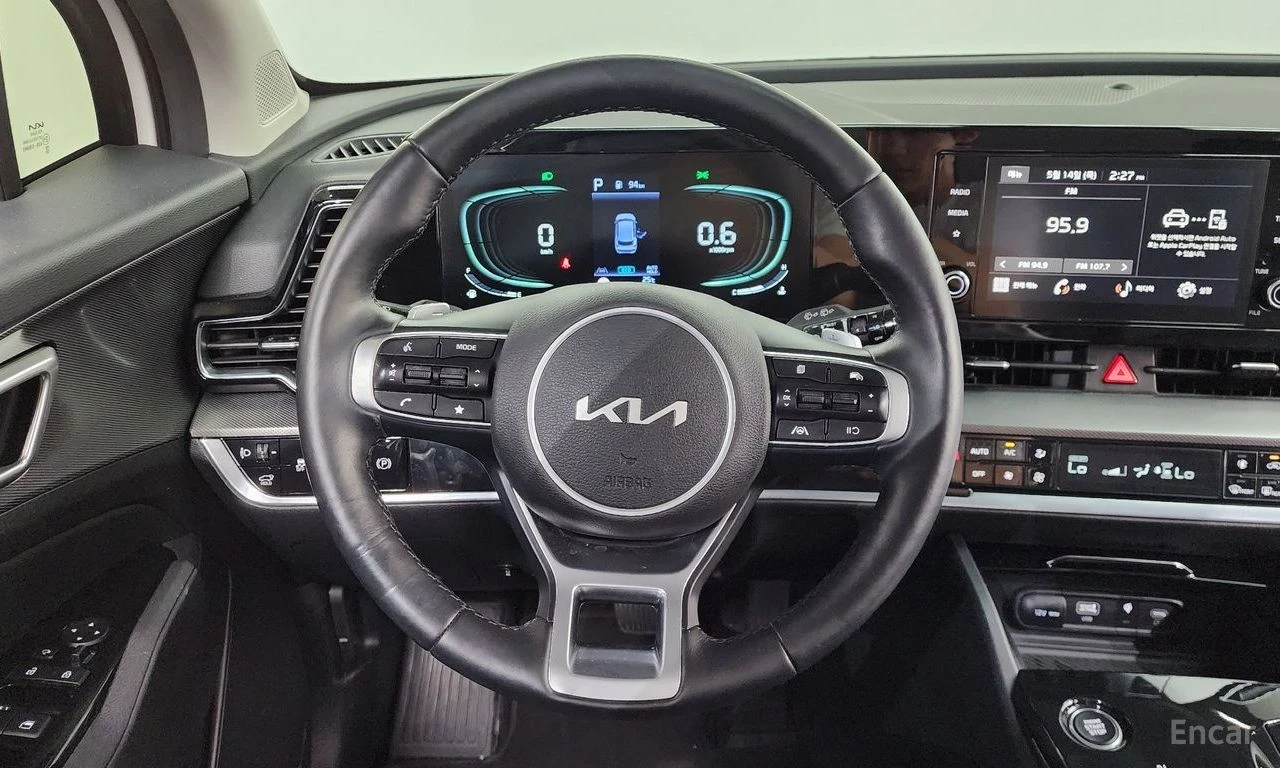 Kia Sportage 2.0* LPG* ОБДУХВАНЕ* LANE* ASSIST* КАМЕРА* КЕЙЛЕС*, снимка 9 - Автомобили и джипове - 54823222
