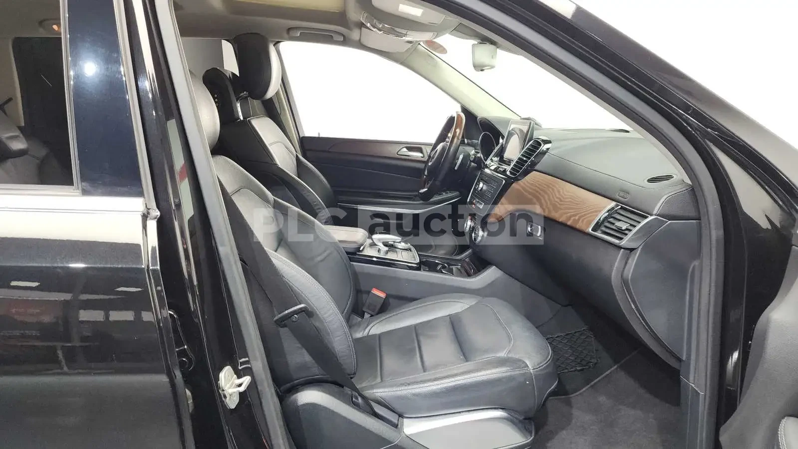 Mercedes-Benz GLS 500 4MATIC #УНИКАТ# !FULL!, снимка 9 - Автомобили и джипове - 54943001