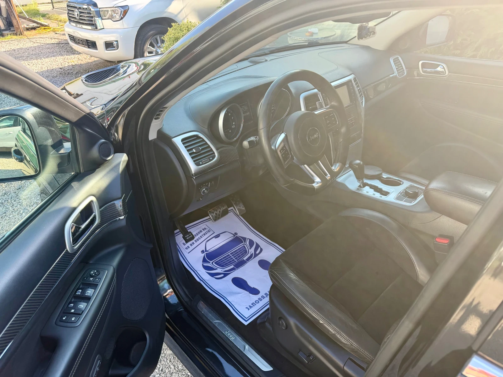 Jeep Grand cherokee 6.4SRT , снимка 8 - Автомобили и джипове - 55582938