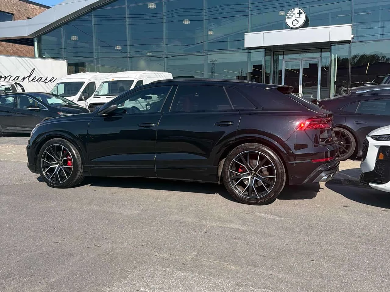 Audi SQ8 4.0 TFSI quattro  CARFAX | Mobile.bg � ����������� 2