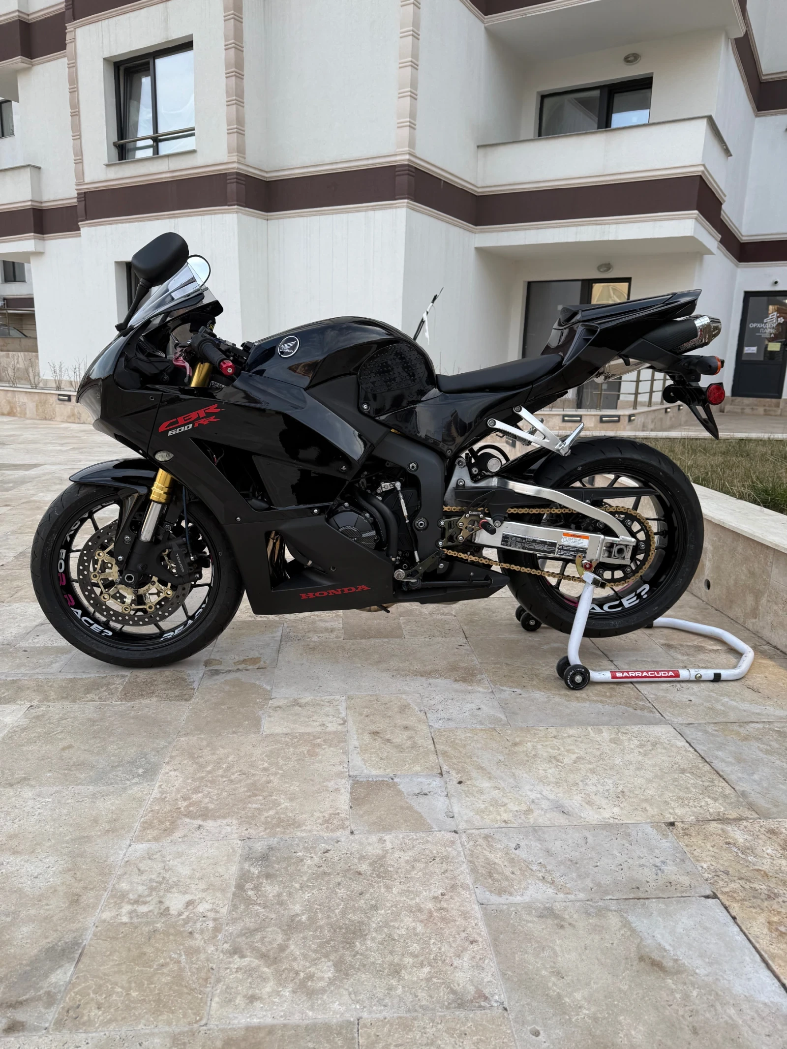 Honda Cbr 600 RR, снимка 4 - Мотоциклети и мототехника - 53830736