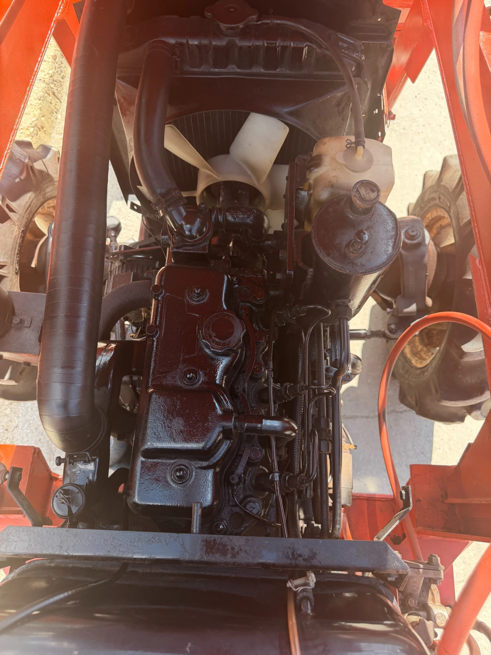Трактор Hinomoto E404, снимка 8 - Селскостопанска техника - 56256619