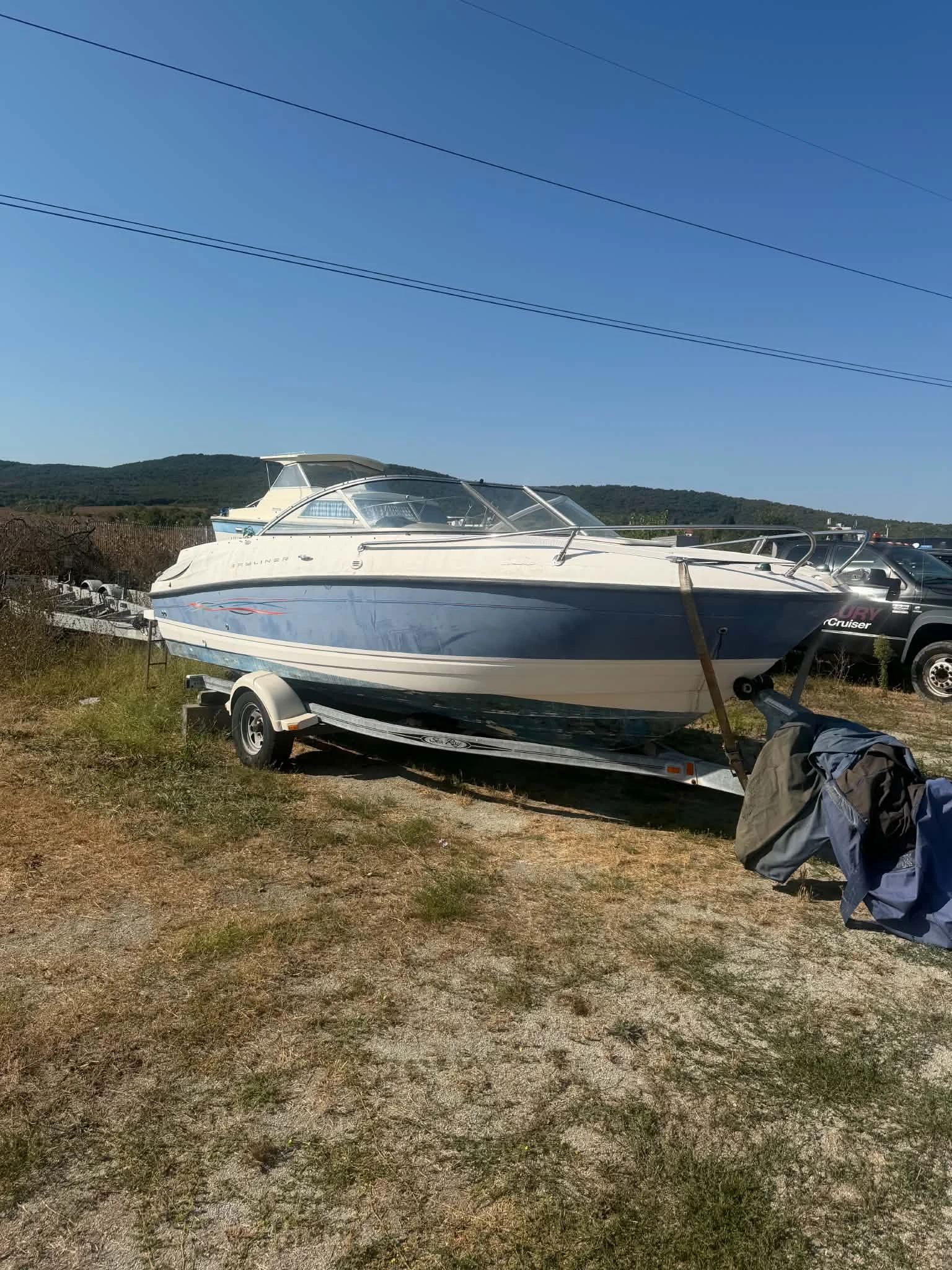 Лодка Bayliner 652