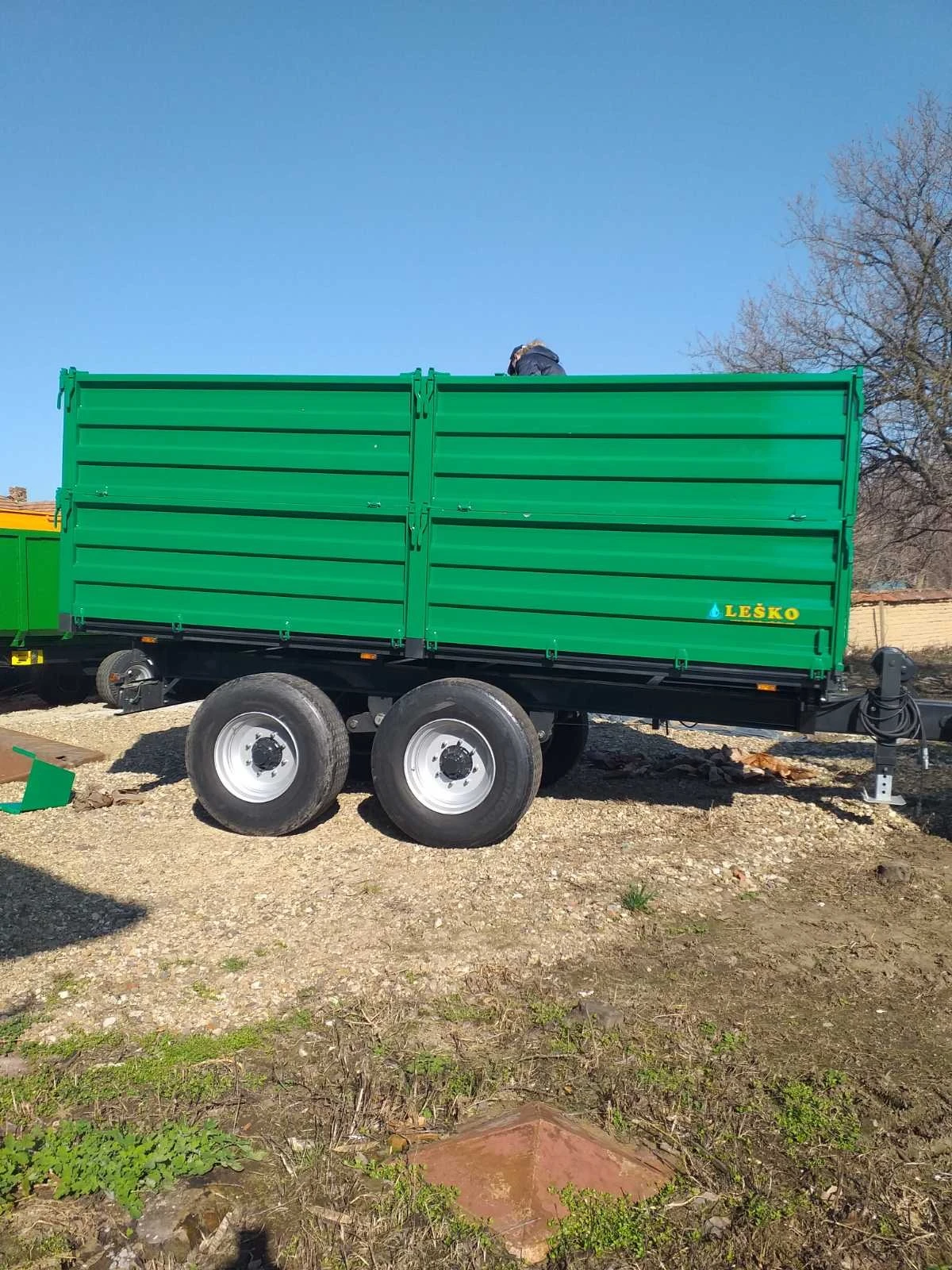 �� ������� Pronar T | Mobile.bg � ����������� 10