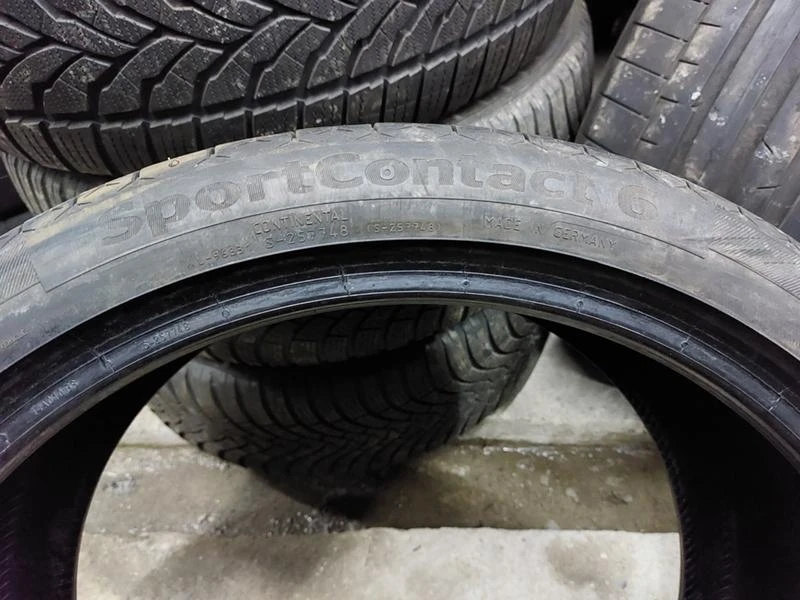 Гуми Летни 255/35R19, снимка 7 - Гуми и джанти - 36221095