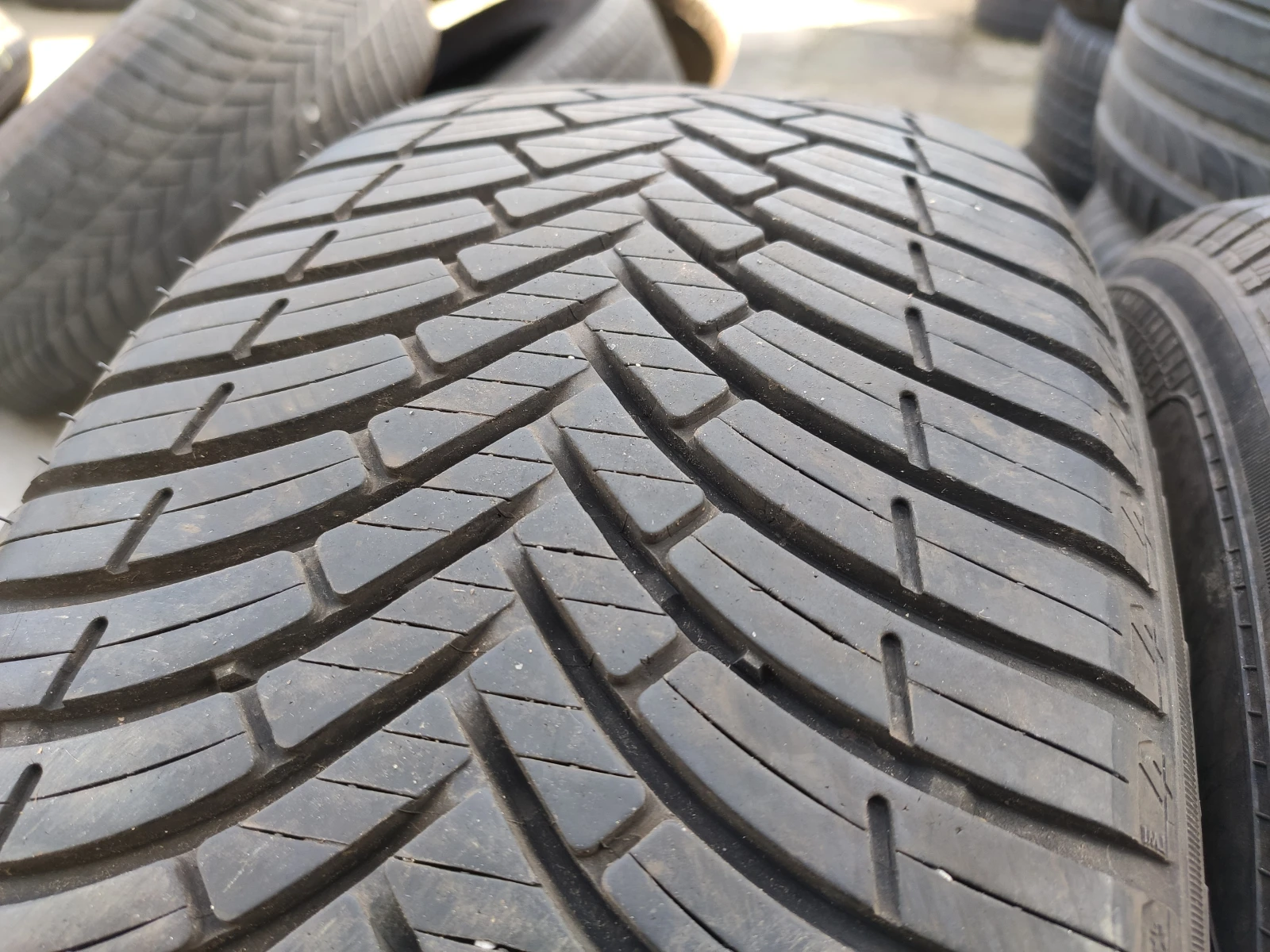  225/55R16 | Mobile.bg   4