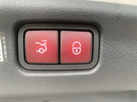 Mercedes-Benz C 300 e /NAVI/AMG line/LED/TV/MULTY/ГАРАНЦИЯ!, снимка 11
