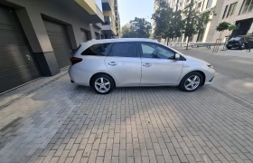 Toyota Auris Touring Sports в Гаранция, снимка 3