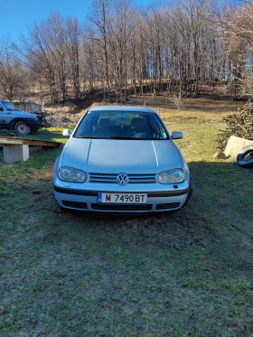 VW Golf, снимка 3 - Автомобили и джипове - 45195558