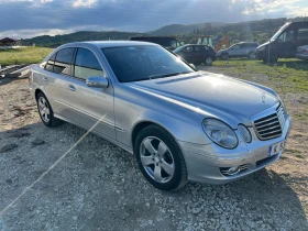 Mercedes-Benz E 320, снимка 9