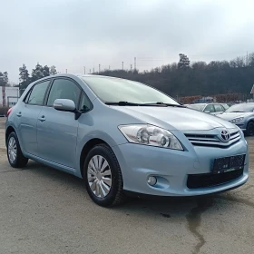 Toyota Auris 1.33 фейслифт , снимка 2