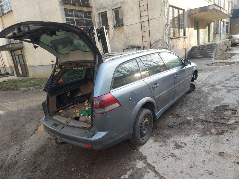 Opel Vectra 3.0 D, снимка 3 - Автомобили и джипове - 46081535