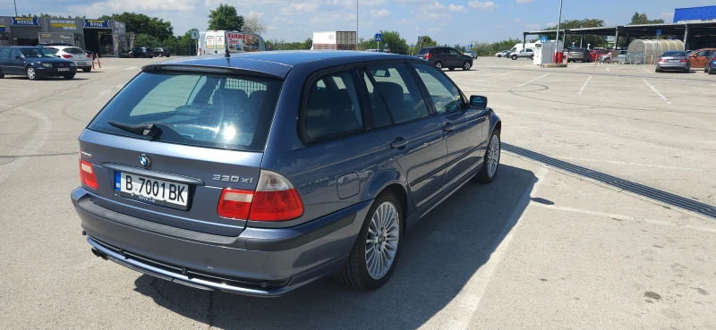 BMW 330 xi, снимка 4 - Автомобили и джипове - 47399004