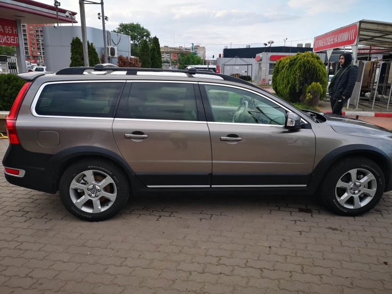 Volvo Xc70, снимка 1 - Автомобили и джипове - 47510278