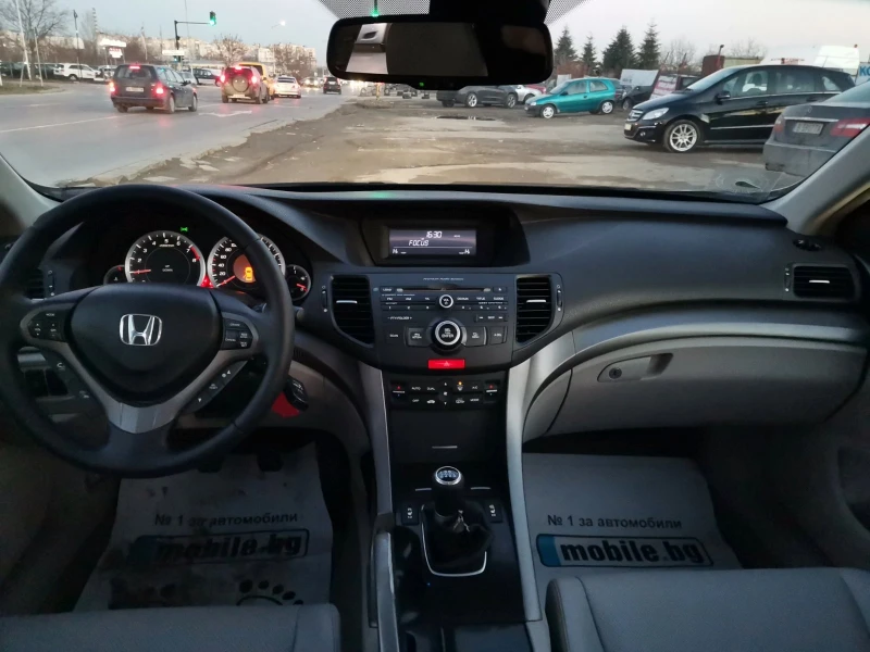 Honda Accord УНИКАТ* 2.4i-vtec/201hp/КОЖА, снимка 13 - Автомобили и джипове - 47544670