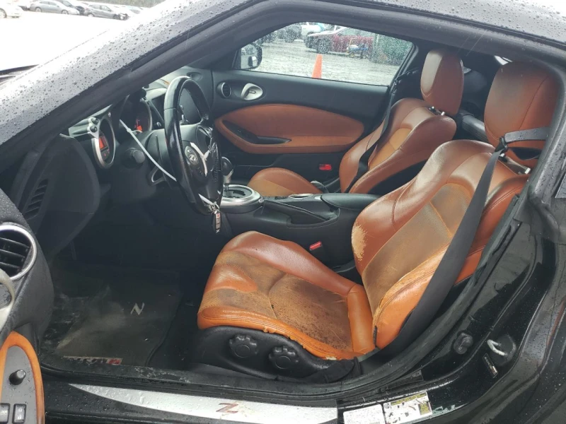 Nissan 370Z RWD, снимка 8 - Автомобили и джипове - 47624864