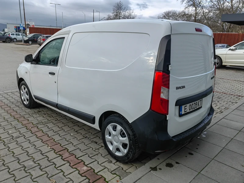 Dacia Dokker Бензин/газ, снимка 4 - Автомобили и джипове - 48468059