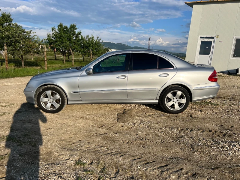 Mercedes-Benz E 320, снимка 8 - Автомобили и джипове - 48518206