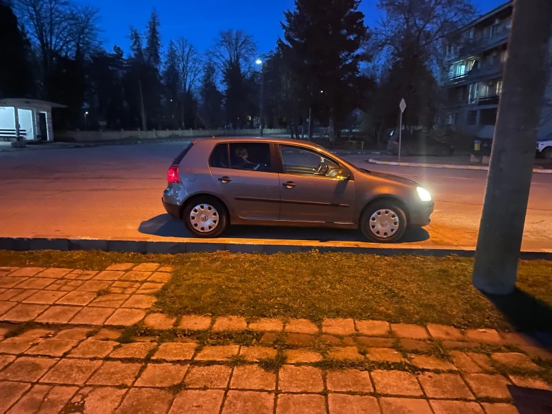 VW Golf, снимка 2 - Автомобили и джипове - 48852974