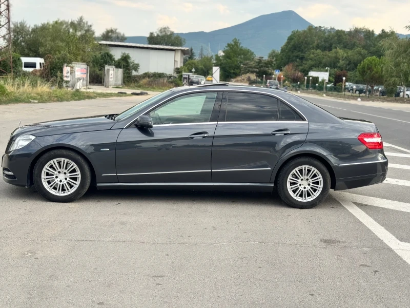 Mercedes-Benz E 250 СМЕНЕНИ ВЕРИГИ, снимка 8 - Автомобили и джипове - 52265888