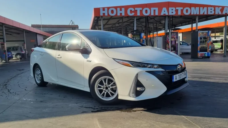 Toyota Prius PRIME, снимка 2 - Автомобили и джипове - 52417374