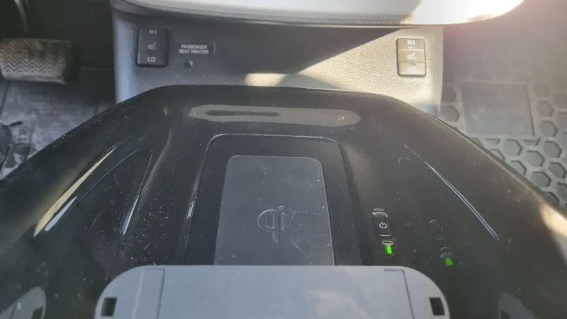 Toyota Prius PRIME, снимка 9 - Автомобили и джипове - 52417374