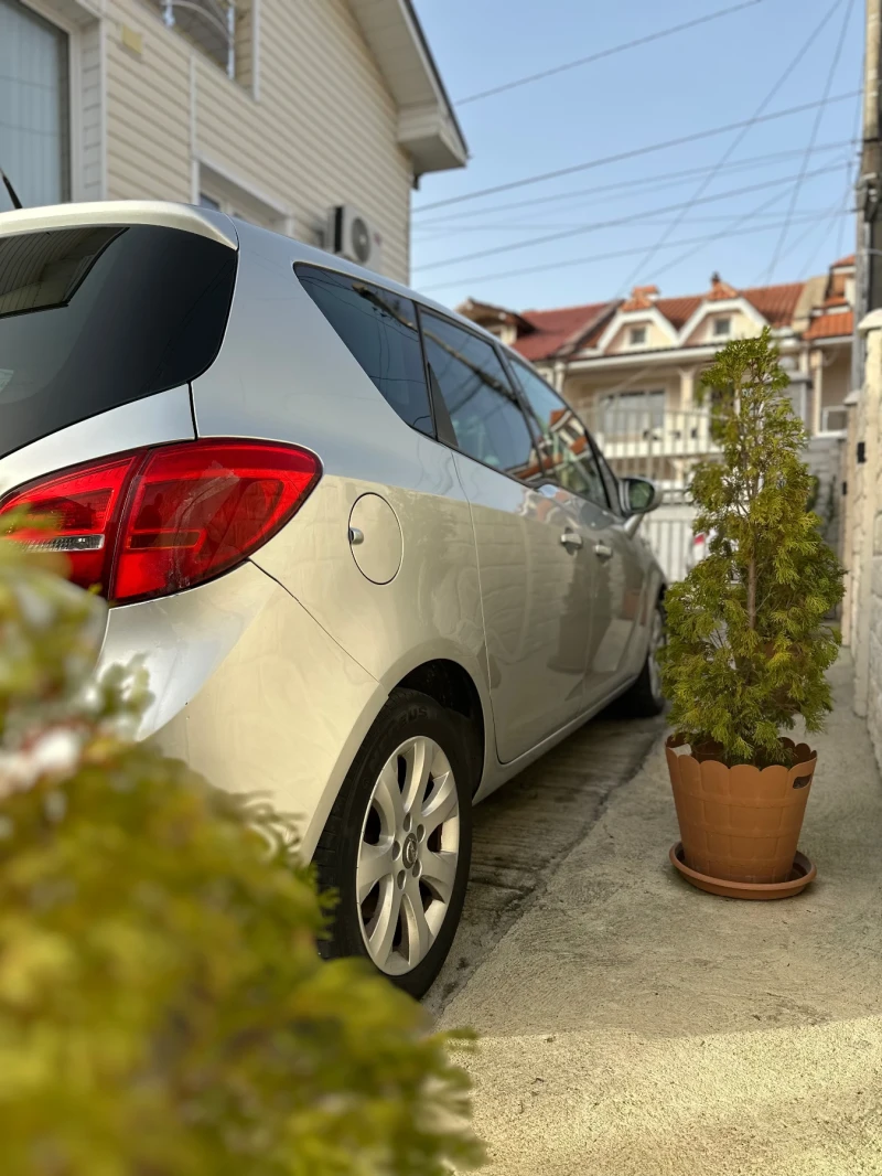 Opel Meriva, снимка 8 - Автомобили и джипове - 52431740