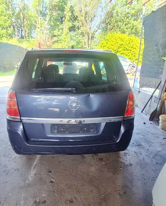 Opel Zafira 1.9 CDTI  Z19DT   САМО НА ЧАСТИ , снимка 4 - Автомобили и джипове - 49101678