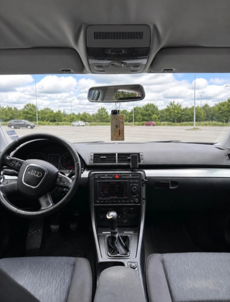 Audi A4 2.0 TDI, снимка 5 - Автомобили и джипове - 54649957