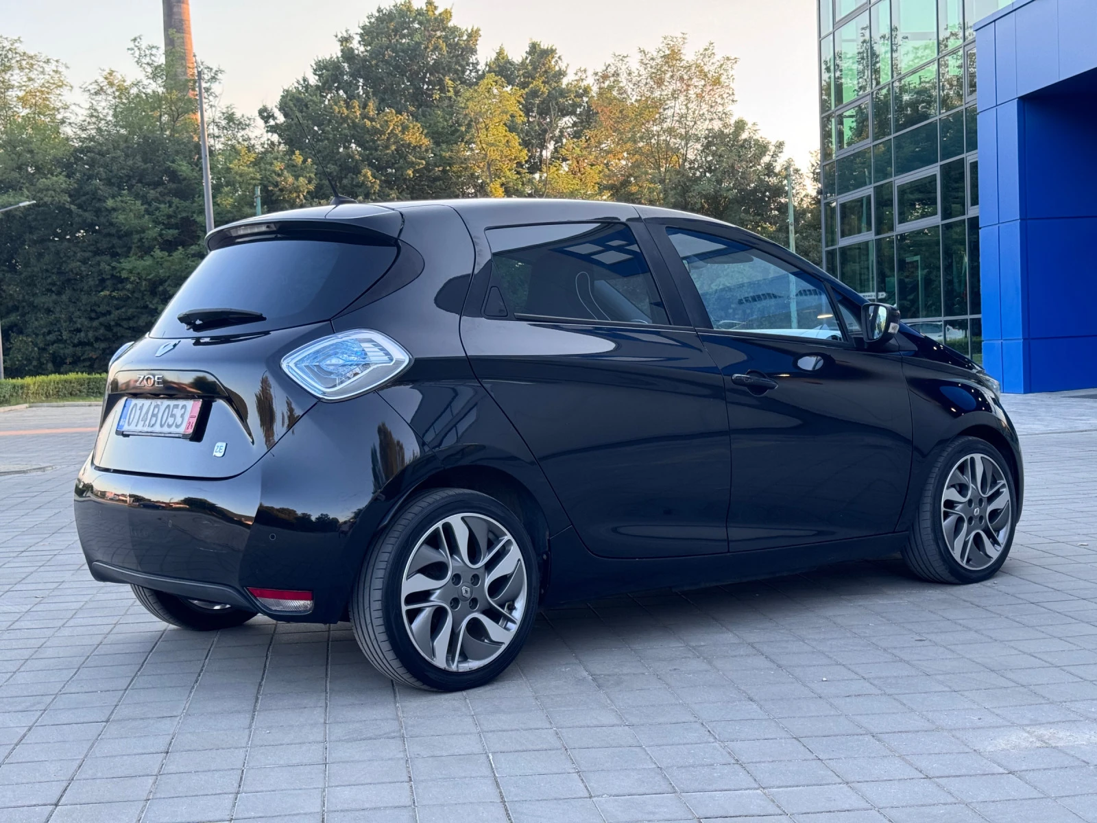 Renault Zoe  - изображение 4