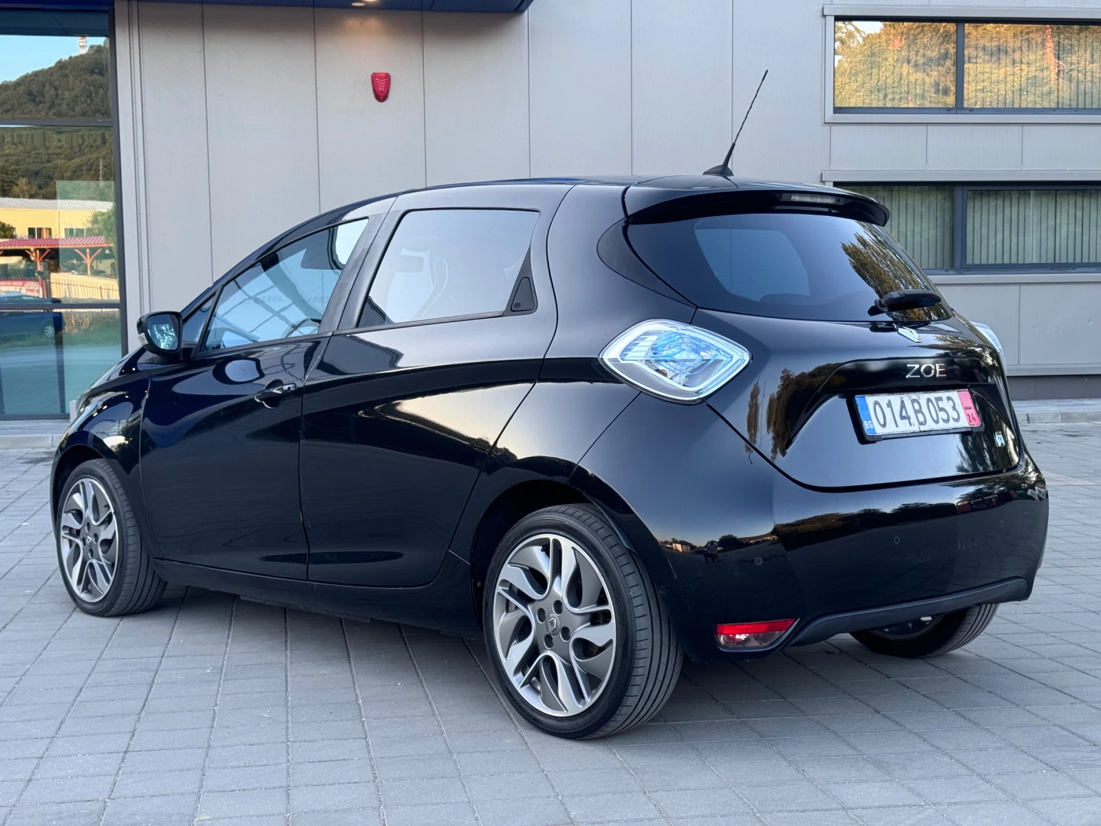 Renault Zoe  - изображение 5