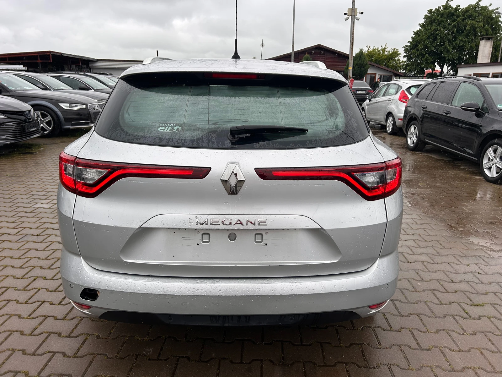 Renault Megane 1.5DCI NAVI EURO 6 - изображение 7