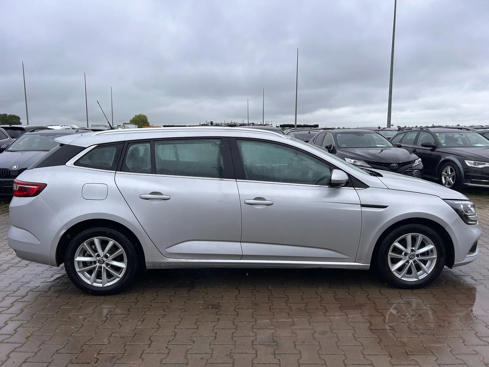 Renault Megane 1.5DCI NAVI EURO 6 - изображение 5