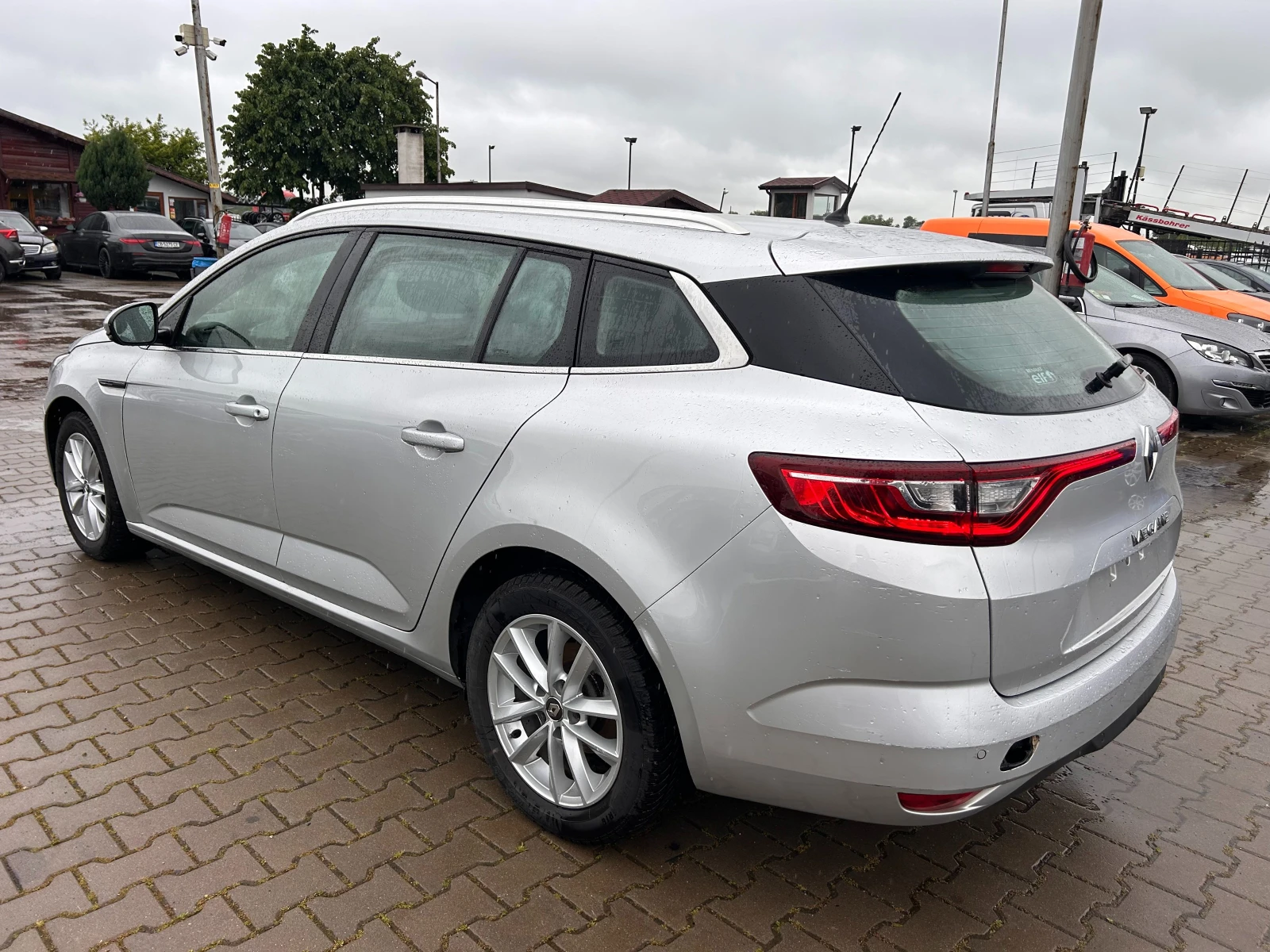 Renault Megane 1.5DCI NAVI EURO 6 - изображение 8