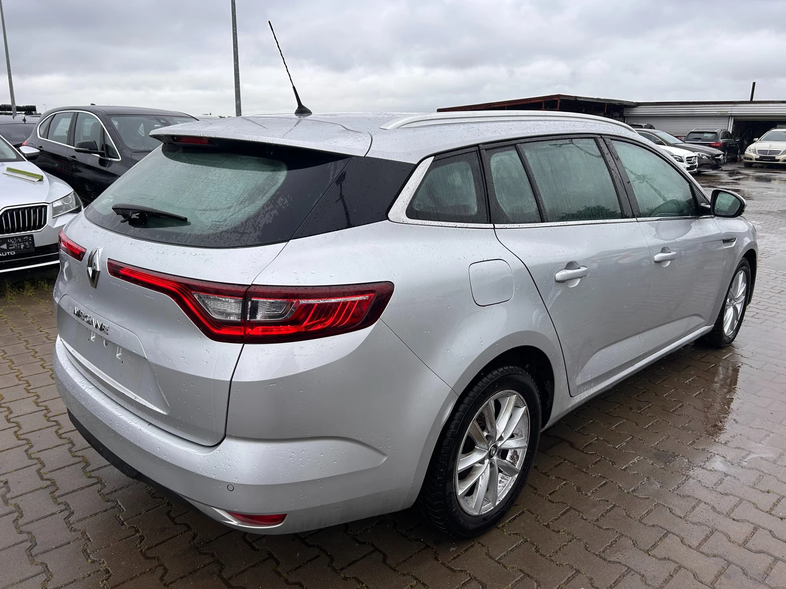 Renault Megane 1.5DCI NAVI EURO 6 - изображение 6