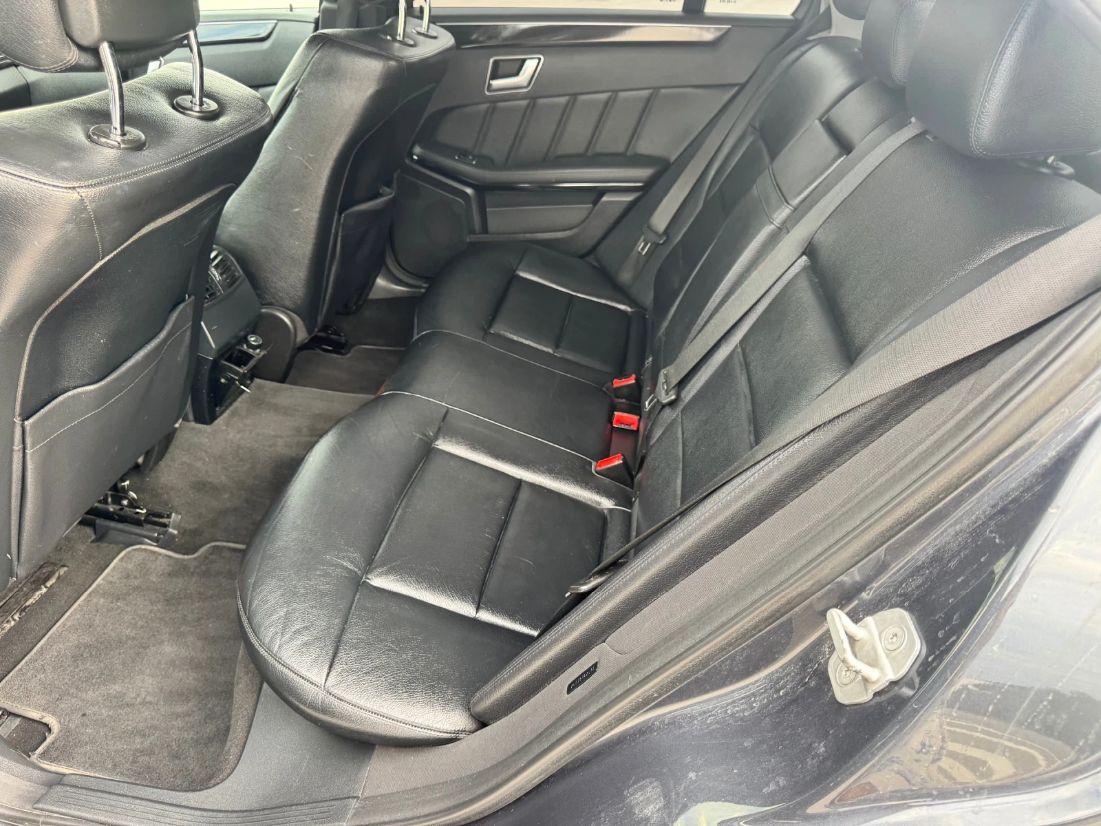 Mercedes-Benz E 250 СМЕНЕНИ ВЕРИГИ - изображение 9