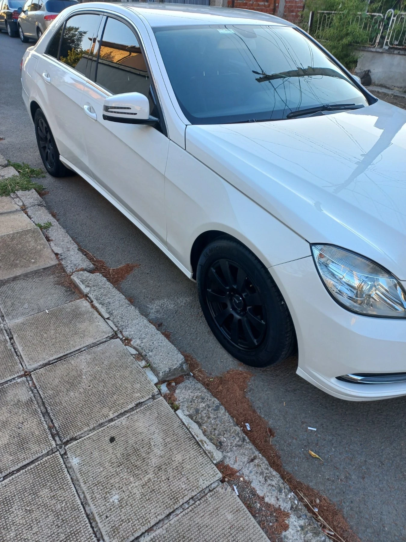 Mercedes-Benz E 200  - изображение 10