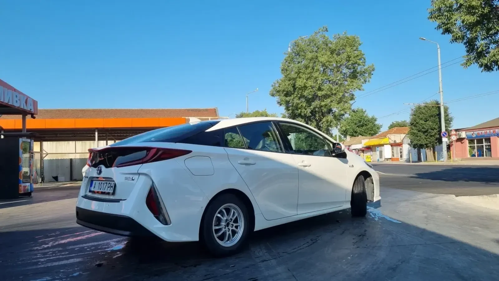 Toyota Prius PRIME - изображение 3