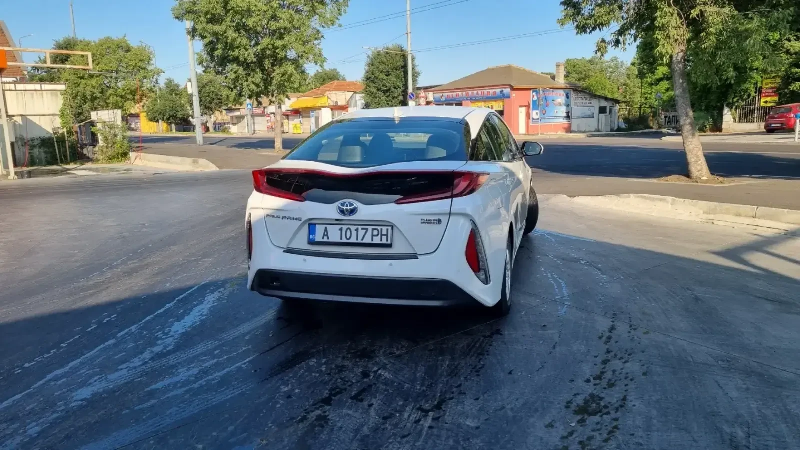 Toyota Prius PRIME - изображение 4