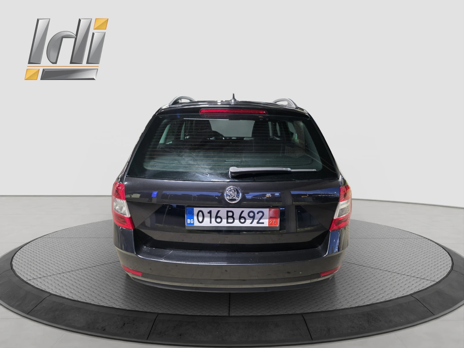 Skoda Octavia 2.0 TDI DSG - изображение 5